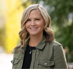 Photo of Lisa Stainton