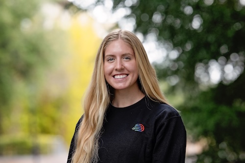 Photo of Julia Flynn